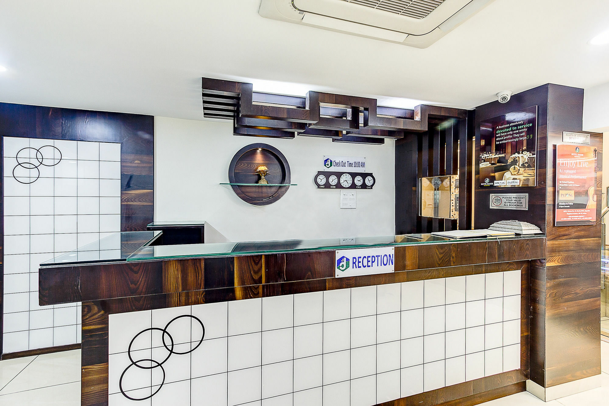 Hotel Treebo Daksh Residency Indore Exterior foto